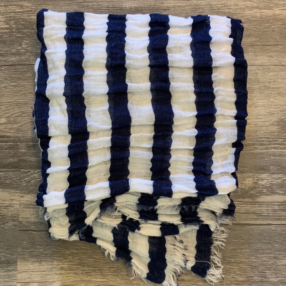 Navy blue and white scarf